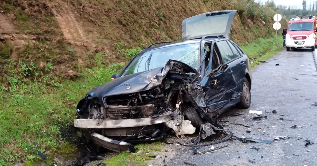 Read more about the article Jovem morre após violenta colisão, em Monção. Há ainda um ferido grave