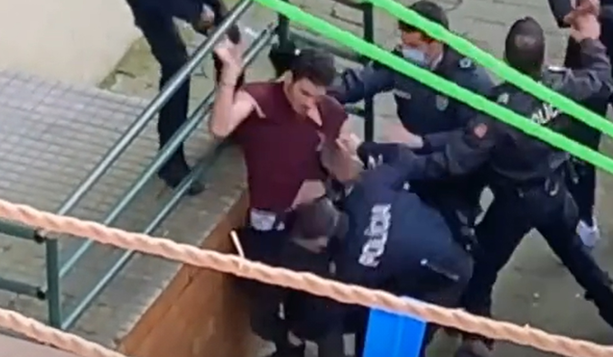 Read more about the article Agentes da PSP envolvidos em agressão enquanto travavam ajuntamento no Barreiro