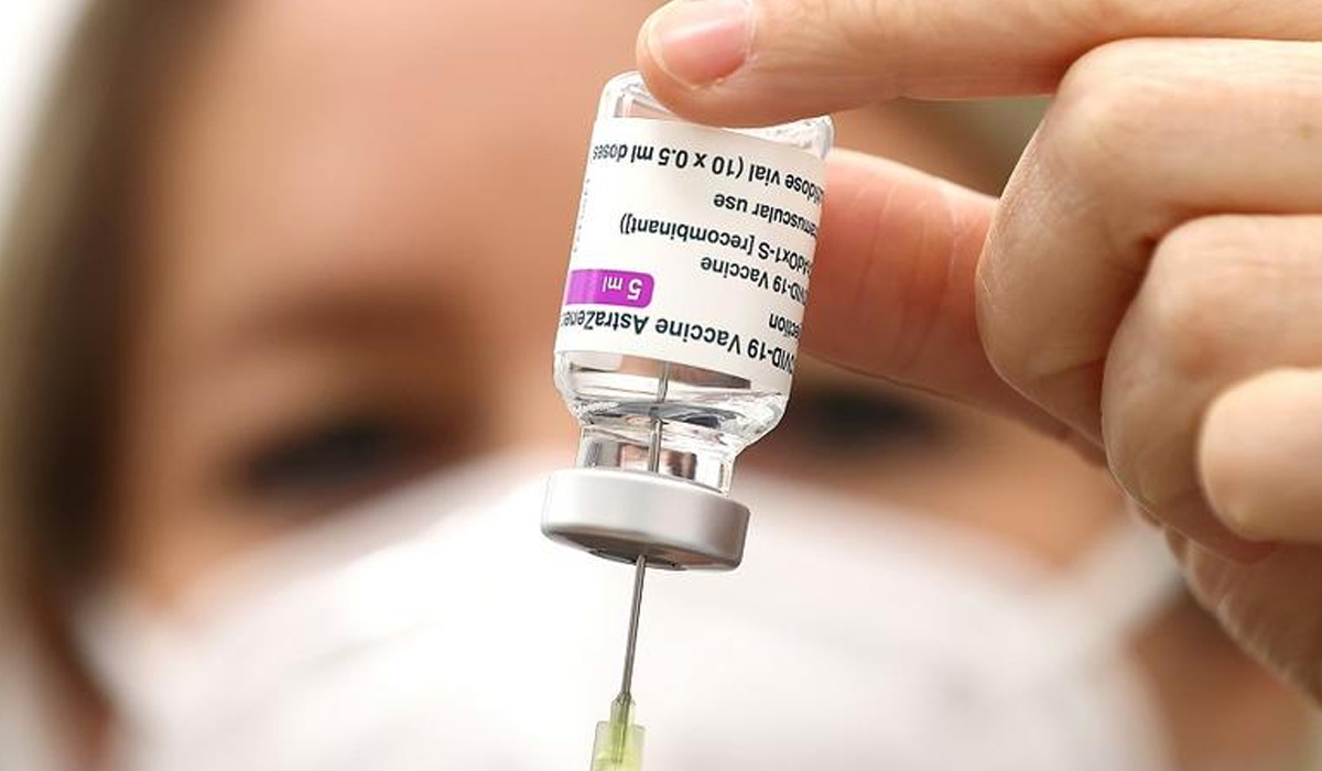 Vacina da AstraZeneca recomendada pela DGS apenas para pessoas com mais de 60 anos