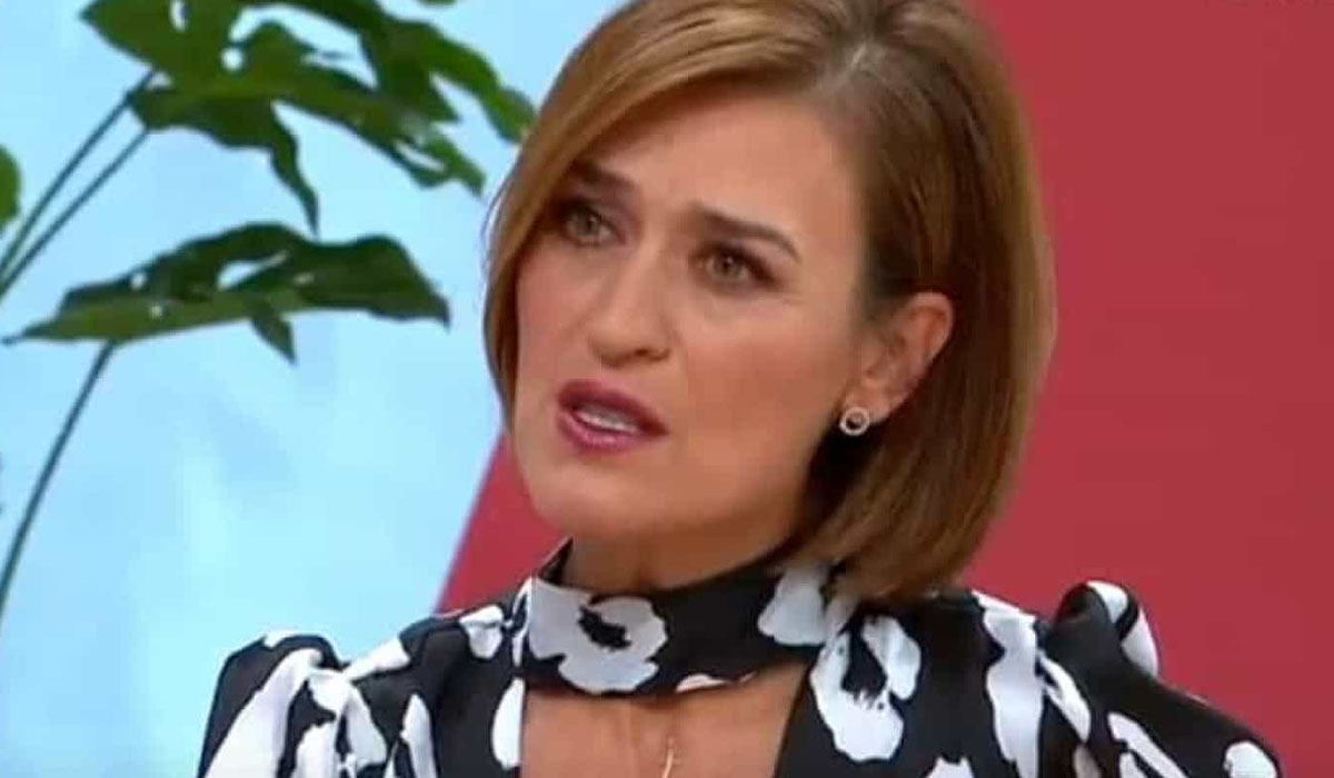 Read more about the article Fátima Lopes revela afastamento de colegas interesseiros da televisão: “Agora já não tem protagonismo, vamos fingir que não existe”