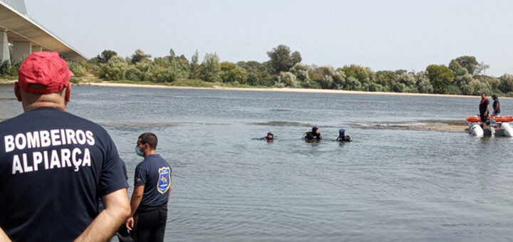 Jovem de 28 anos morre no rio Tejo após mergulho mal calculado de ponte