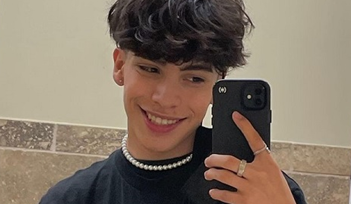 Read more about the article Jovem estrela do TikTok morre num acidente de viação aos 19 anos