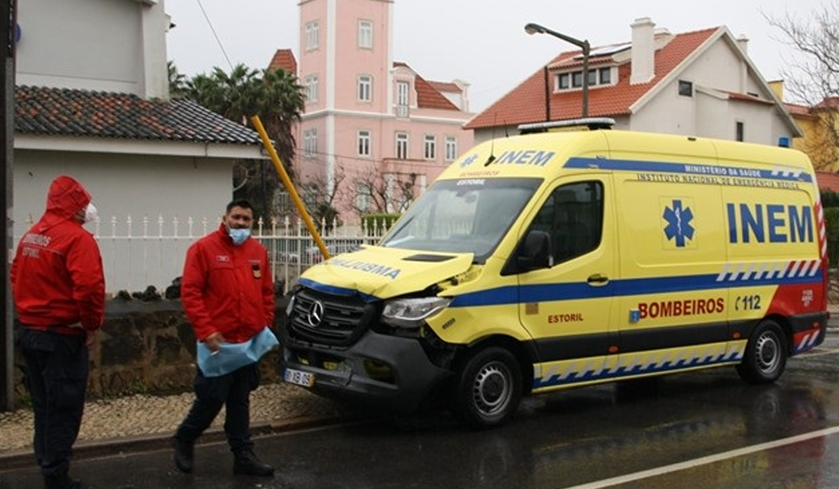 Read more about the article Mulher de 40 anos assassinada com faca pelo namorado em frente aos dois filhos em Cascais