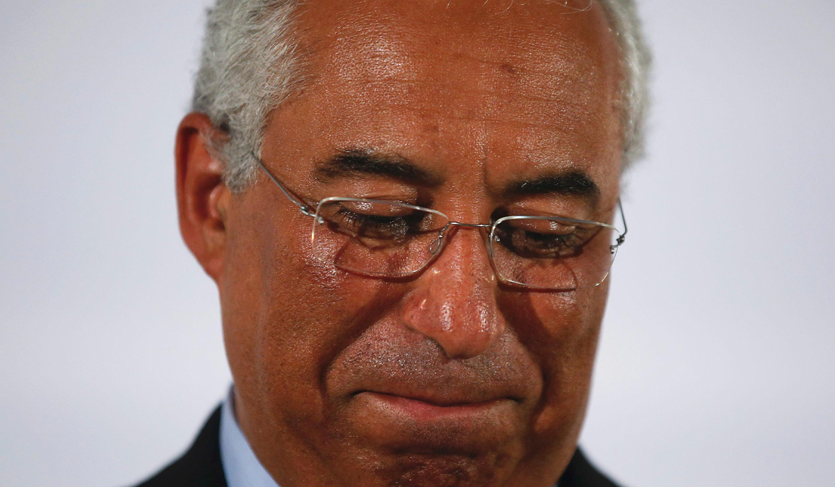 Read more about the article António Costa arrasado nas redes sociais devido ao preço dos combustíveis: “Gatuno”, ” Rua chulo”