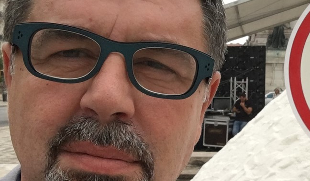 Read more about the article José Carlos Malato revela que foi violado em criança: “Quem sofre não está sozinho.”