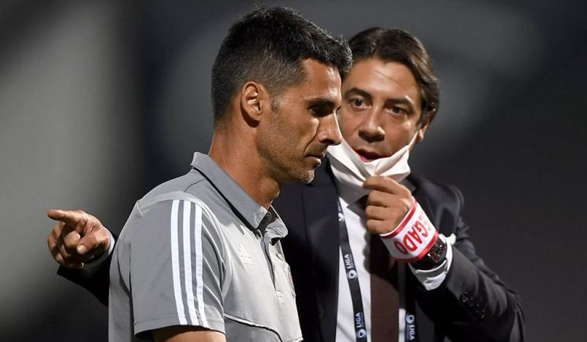 Read more about the article Nelson Veríssimo perde a mãe no mesmo dia em que é apontado ao comando do Benfica
