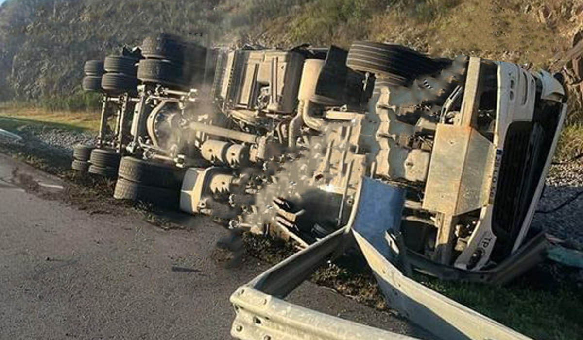 Condutor de camião de 51 anos morre em despiste no IP2 em Portalegre