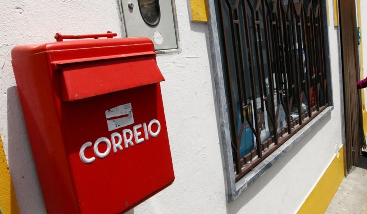 Read more about the article Sobrinho leva cadáver do tio reformado aos Correios para levantar a reforma dele