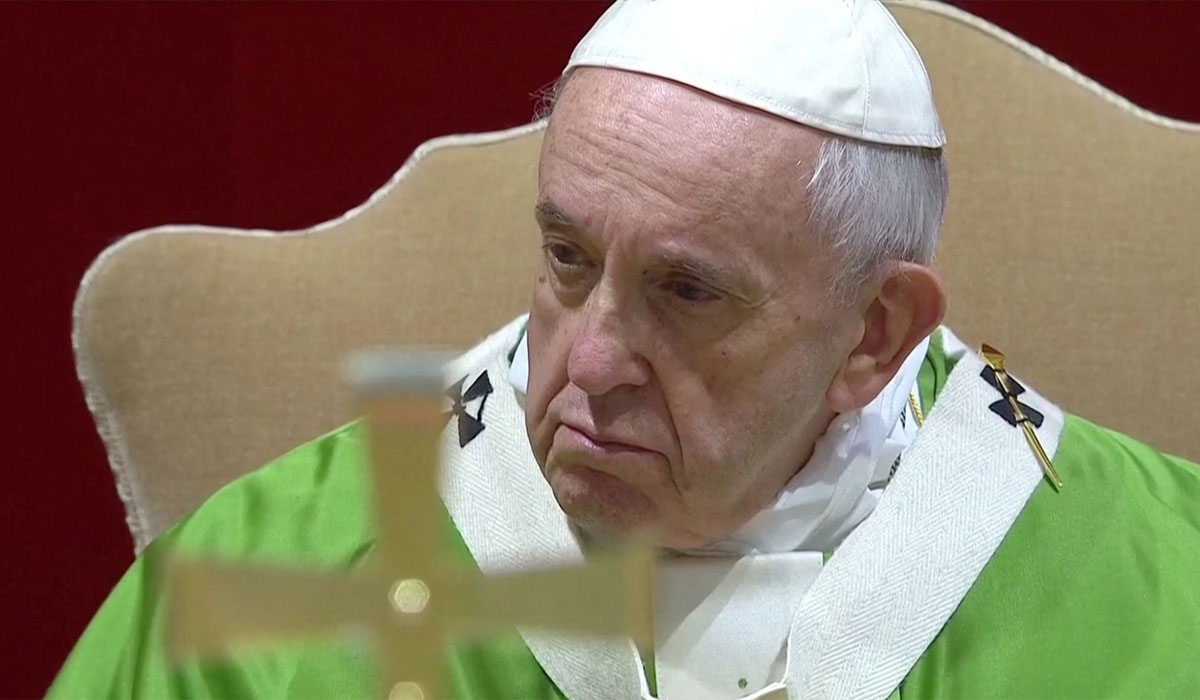 Read more about the article Papa Francisco chama egoísta a quem tem cão ou gato em vez de filhos
