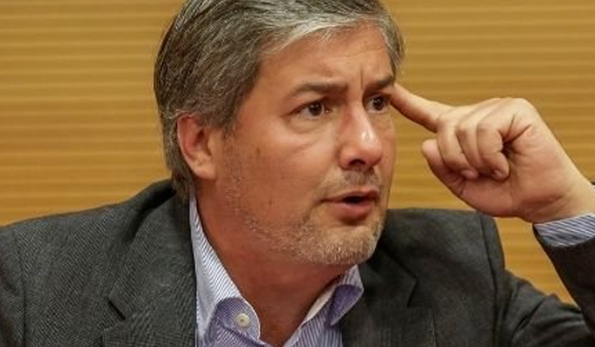 Read more about the article Bruno de Carvalho volta ao Twitter e manda mulher “à merd*”, após dar a sua opinião sobre a polémica da violência doméstica