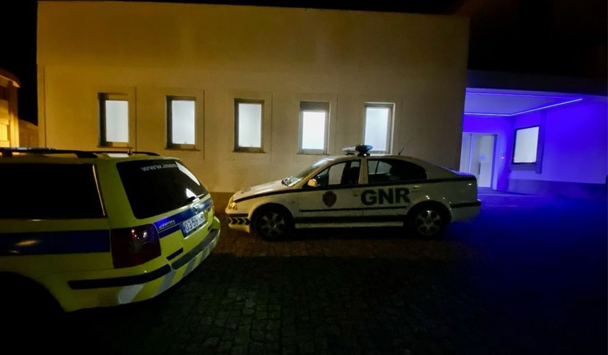 Read more about the article Menino de 4 anos morre afogado em piscina de aldeamento em Esposende