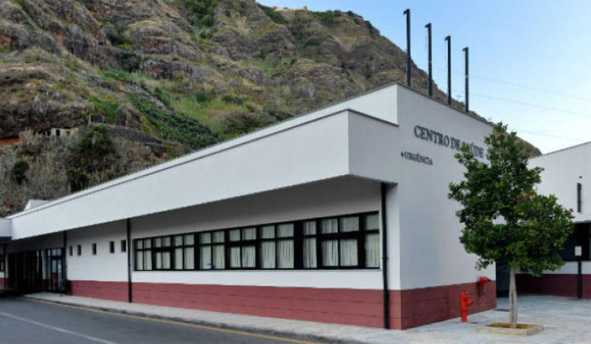 Read more about the article Mulher morre nas Urgências do Centro de Saúde da Ribeira Brava, na Madeira