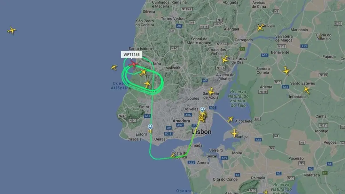 Avião forçado a largar combustível em Mafra para aterrar de emergência no aeroporto de Lisboa