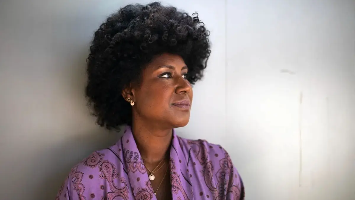 "Até já": Mariama Barbosa despede-se do cabelo em luta contra tumor maligno
