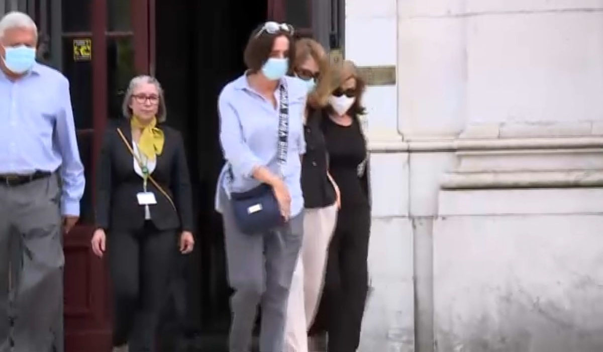 Read more about the article Sem dinheiro, Maria de Jesus chega de Uber ao velório de marido João Rendeiro na Basílica da Estrela