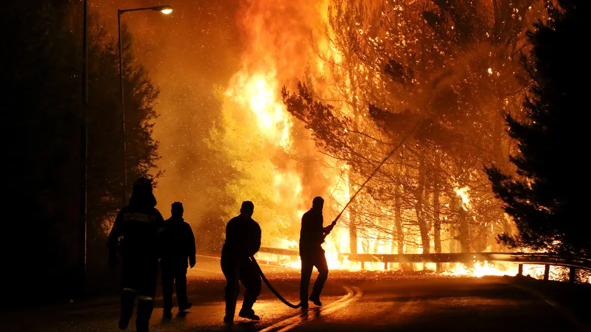 Portugal em alerta de risco máximo para incêndios devido a calor extremo