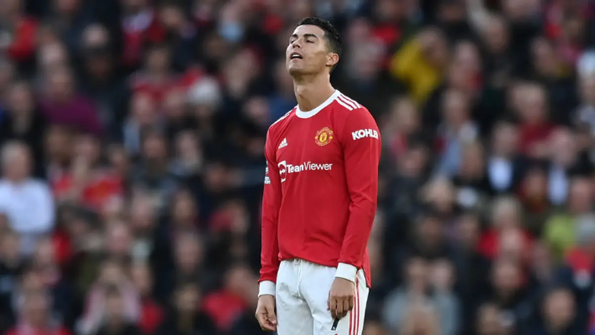 Recusado por todos os clubes, Ronaldo força última tentativa de rumar ao Sporting e escapar do inferno de Manchester
