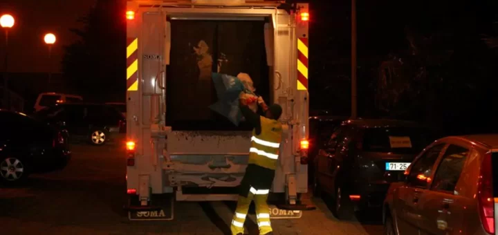 Trabalhador de recolha do lixo perde a vida ao cair do camião em Viana do Castelo