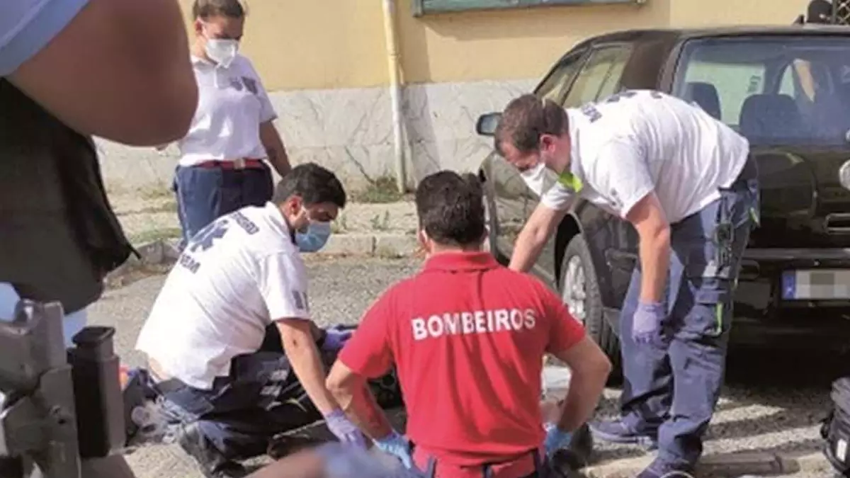 Jovem de 21 anos morto à traição em plena rua em Sintra