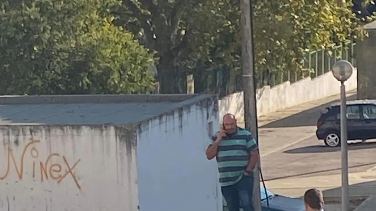 Homem atingido a tiro pela polícia durante tiroteio na Quinta da Princesa, no Seixal