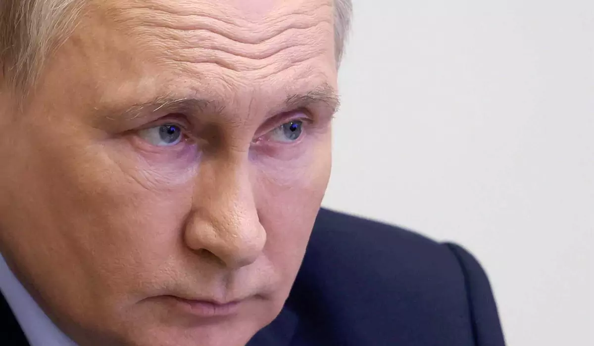 85 Políticos russos unem-se todos e exigem afastamento de Putin