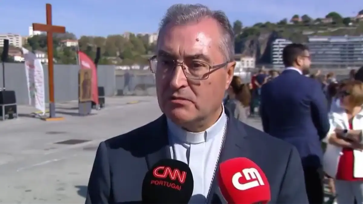 Bispo do Porto debaixo de fogo após dizer que Igreja não tinha "obrigatoriedade" de alertar autoridades para casos de abuso sexual de crianças